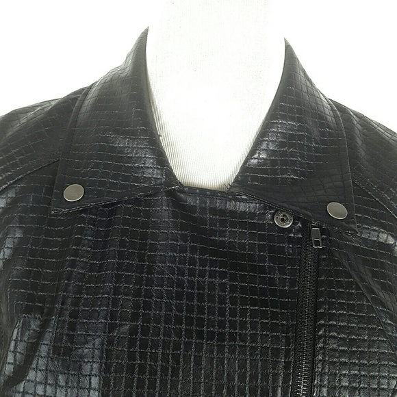 NWT Plus Size Faux Leather & Knit Moto Jacket - Picture 4 of 7